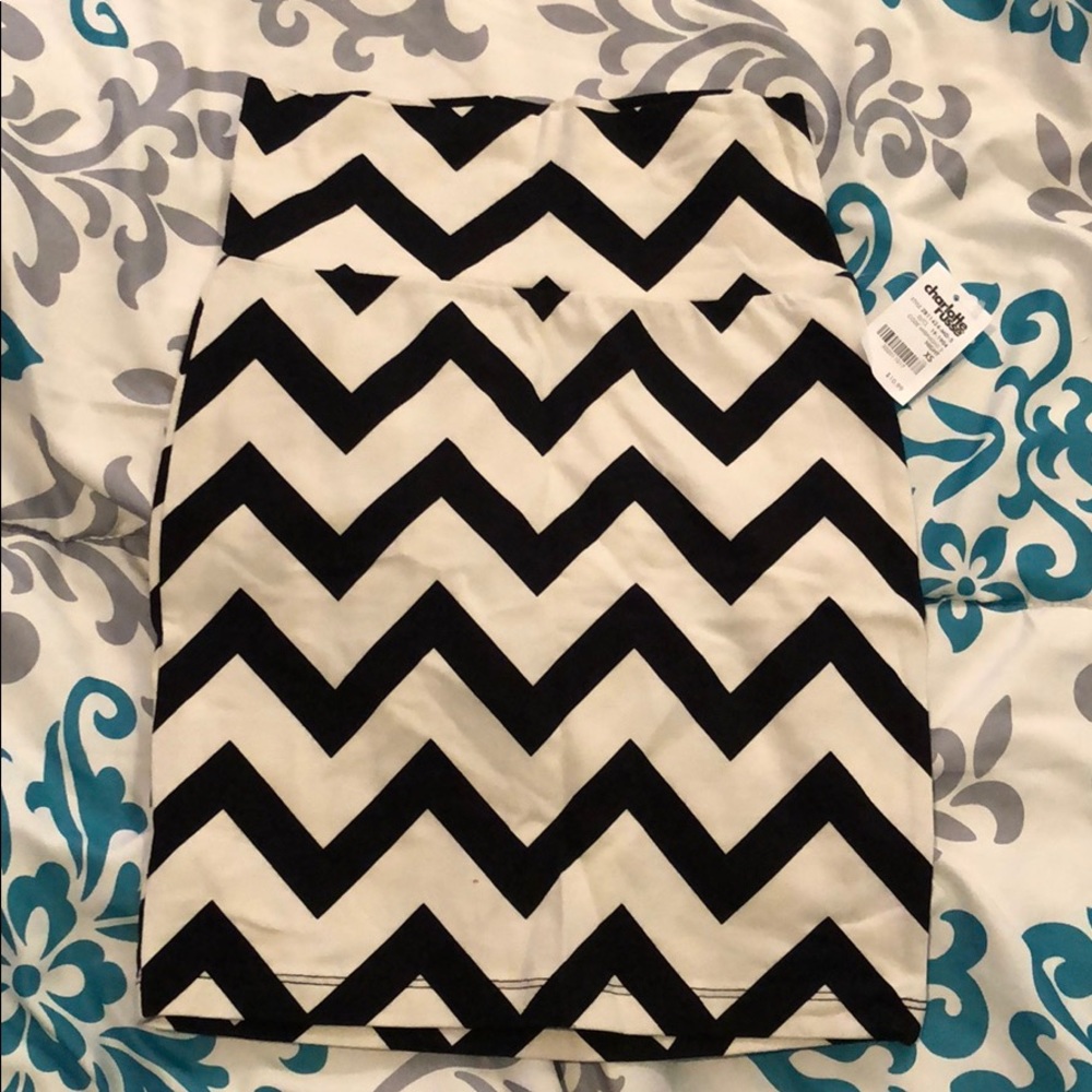 high waisted skirt
